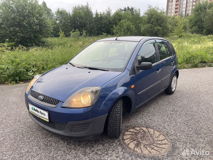 Ford Fiesta 1.6 МТ, 2006, 286 700 км