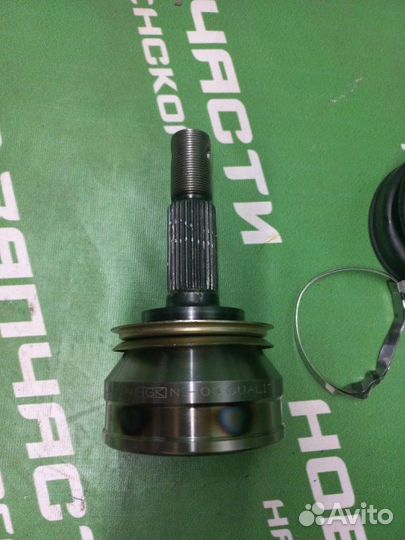 Шрус наружный Nissan Bluebird 1989