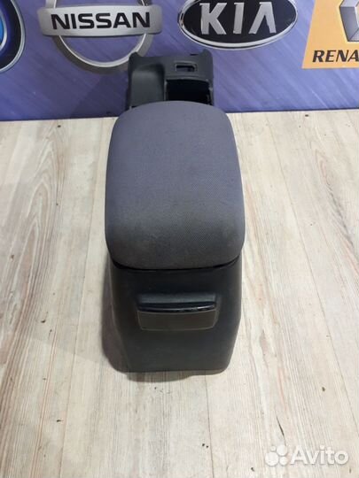 Центральная консоль Nissan primera P12