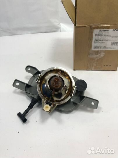 Противотуманная фара, левая GParts vo31111182