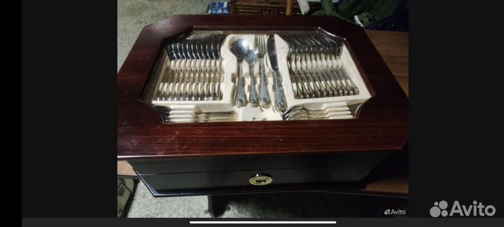 Набор посуды (ложки, вилки)