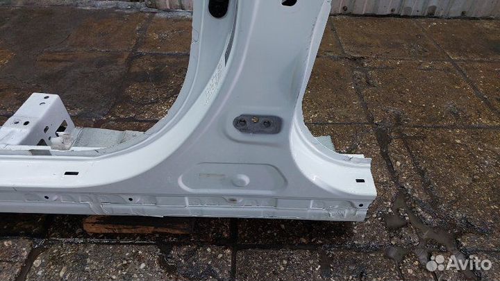 Б/У Б/У Порог со стойкой Состояние отличное