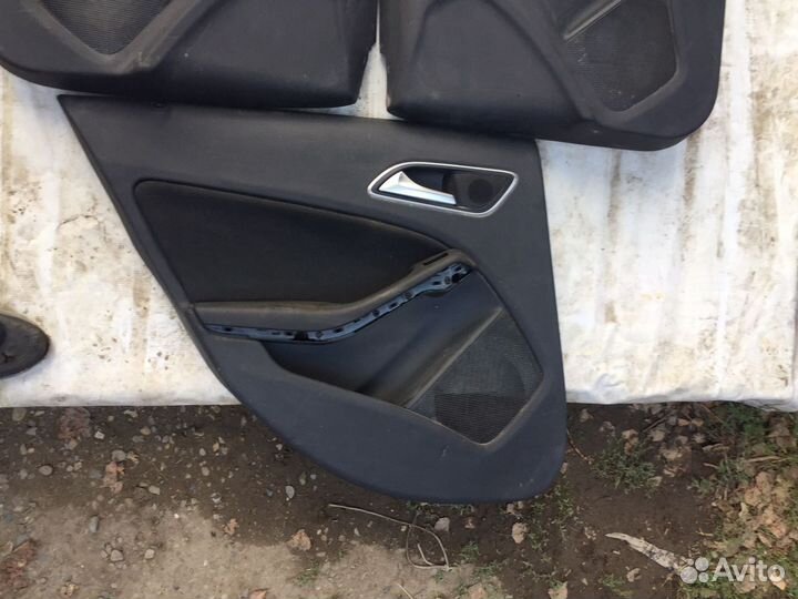 Дверные карты Mercedes W176