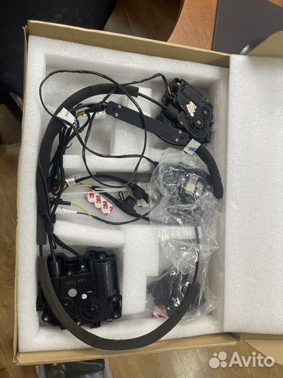 Автомобильный автоматический доводчик дверей Lexus