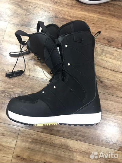 Сноубордические ботинки