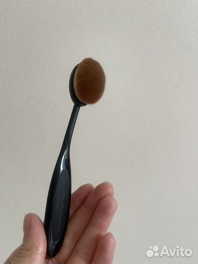 Кисть синтетика для нанесения тона