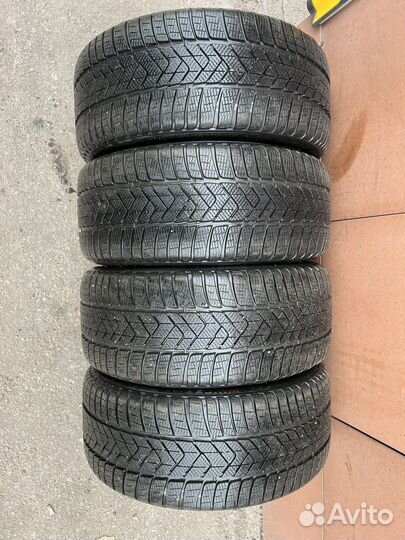 Pirelli Winter Sottozero 3 245/40 R18 97V