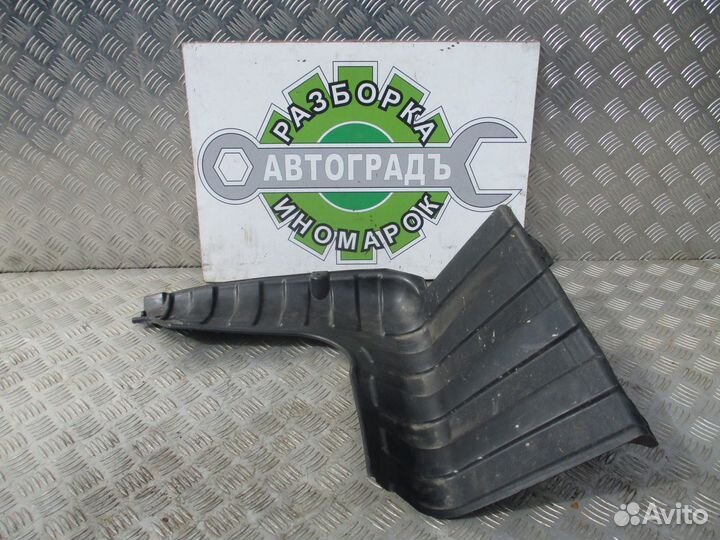 Пыльник двигателя правый Kia Rio 2012г