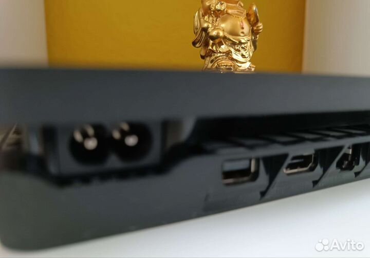 Прошитая PlayStation 4 Slim 1TB + игры