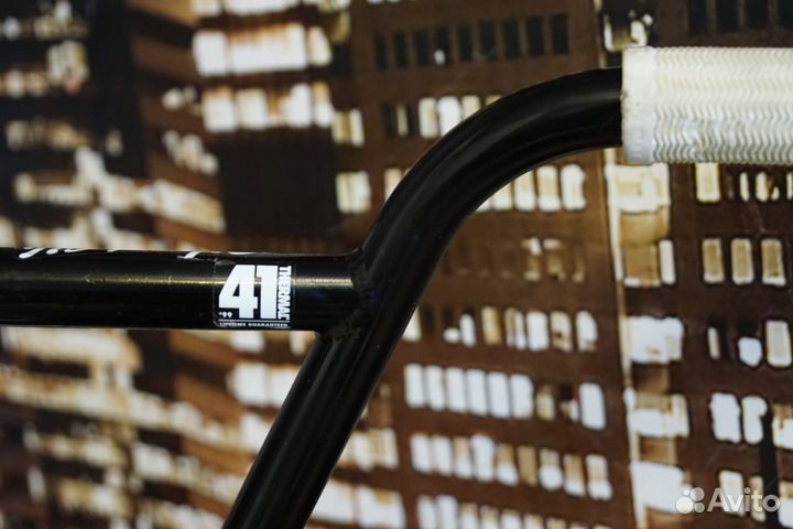 Трюковой велосипед BMX