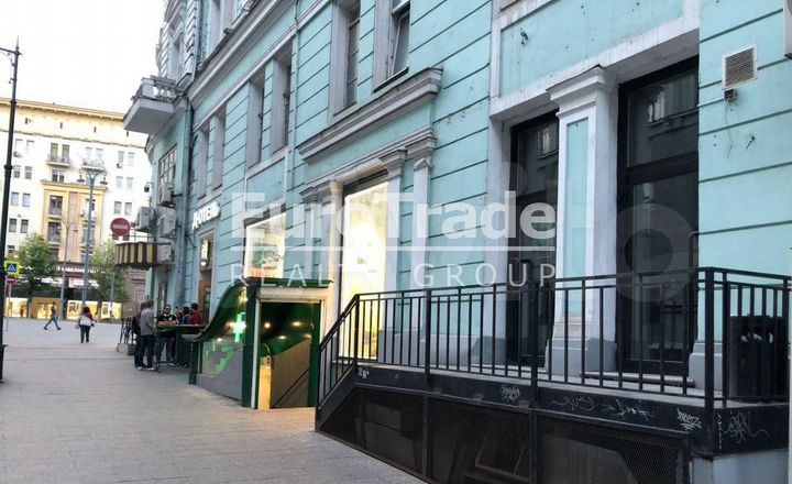 Сдам торговое помещение, 320 м²