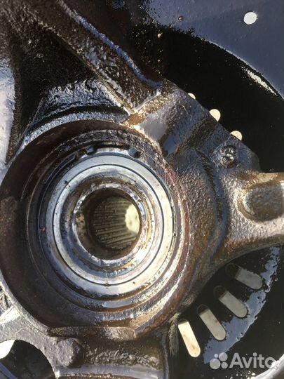 Ступица передняя правая Toyota raum NCZ20