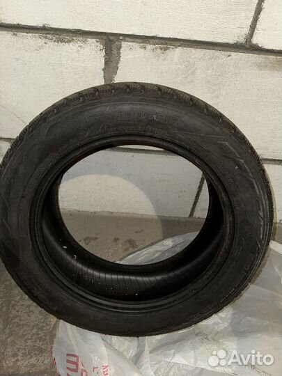 Nokian Tyres Hakkapeliitta R2 215/55 R17 98R