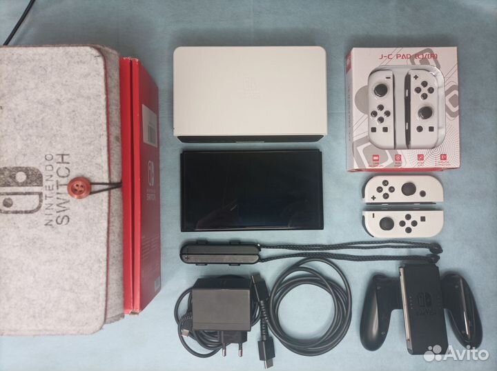 Nintendo switch oled + джойконы + чехол