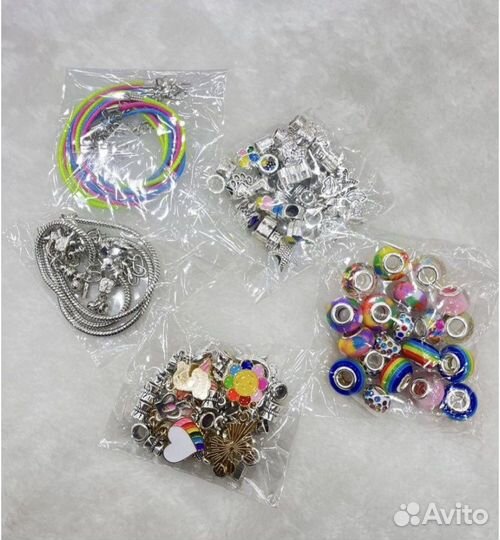 Подарочный набор для создания украшений,браслетов