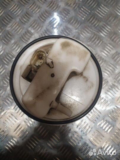 Топливный насос (бензонасос) Renault Logan 1 K7J