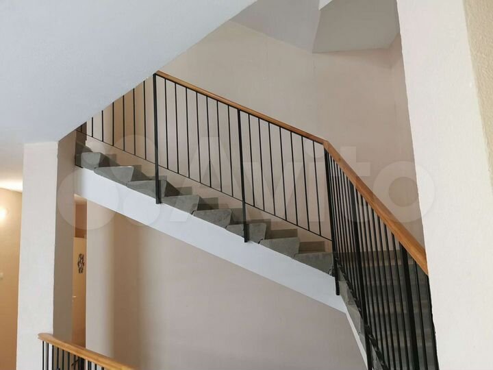 2-к. квартира, 53 м², 3/3 эт.