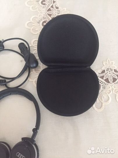 Беспроводные наушники