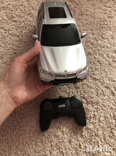 Машина BMW X5 радио