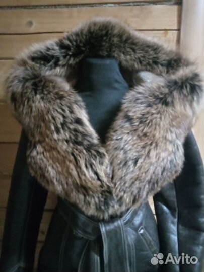 Дубленка женская 42/44 укороченная