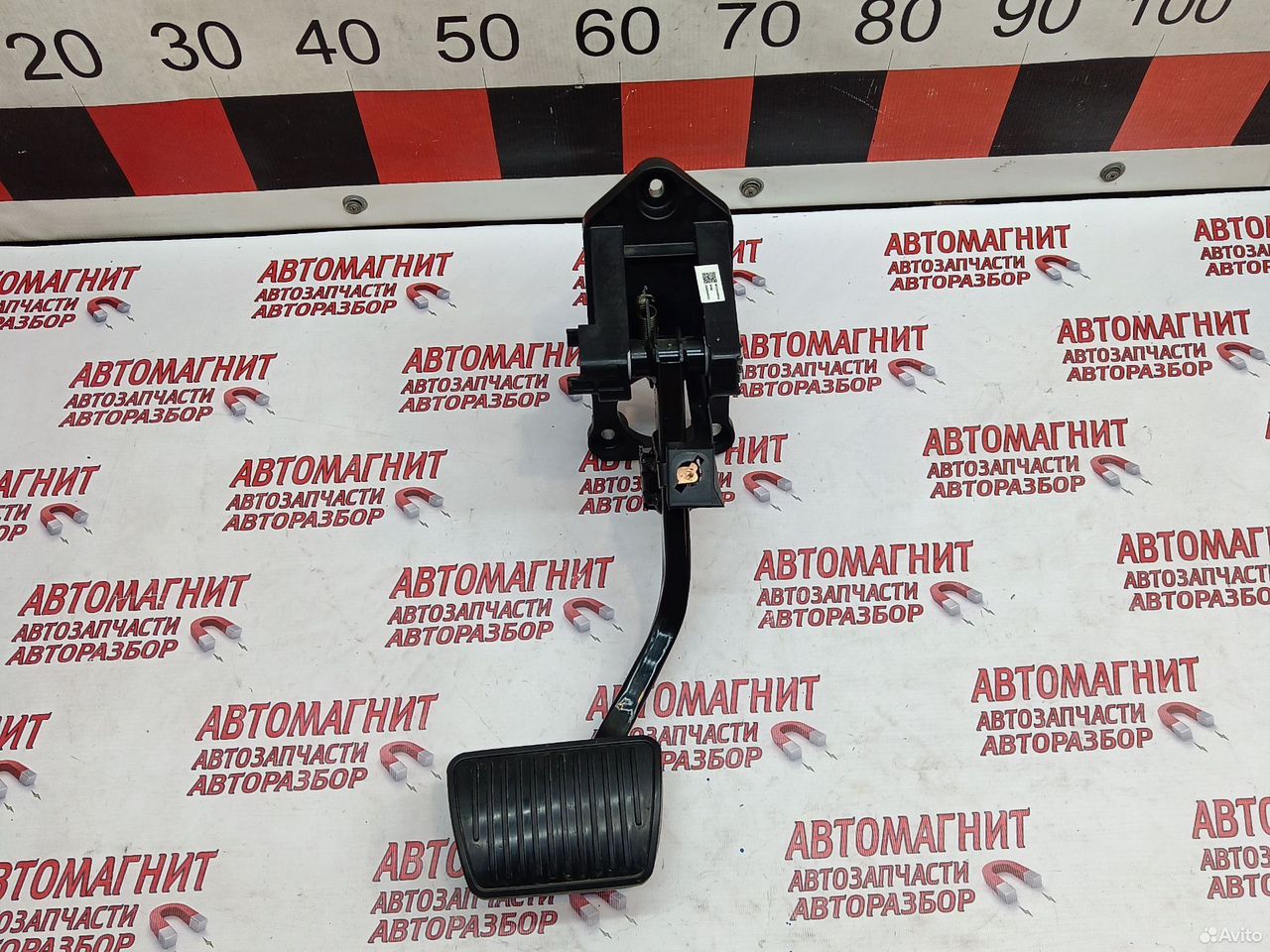 Педаль тормоза Воях Фри Voyah Free