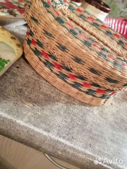 Посуда:Салатник, бокалы, стопки и т. д