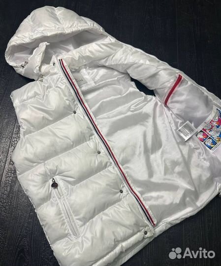 Жилет moncler