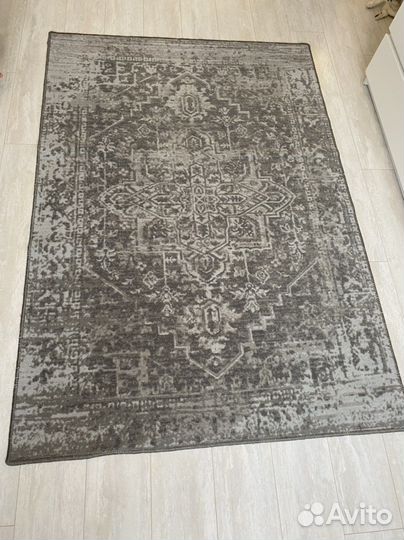 Ковер IKEA в идеальном состоянии