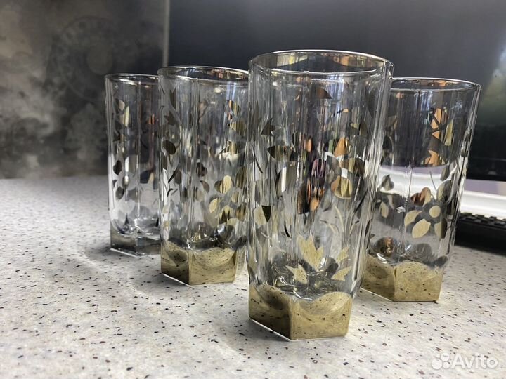 Набор стопок и стаканов