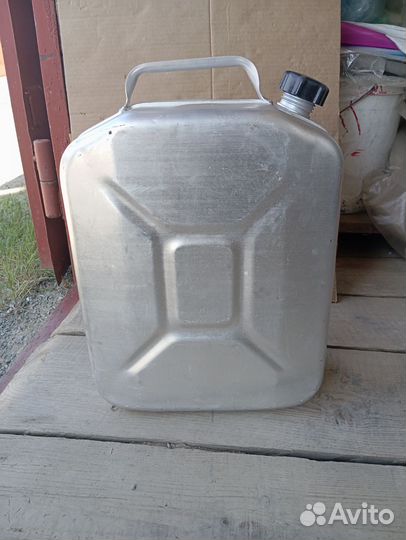 Канистр аллюминий 20 л новый