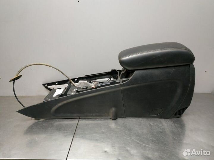 Подлокотник центральная консоль Jeep Grand