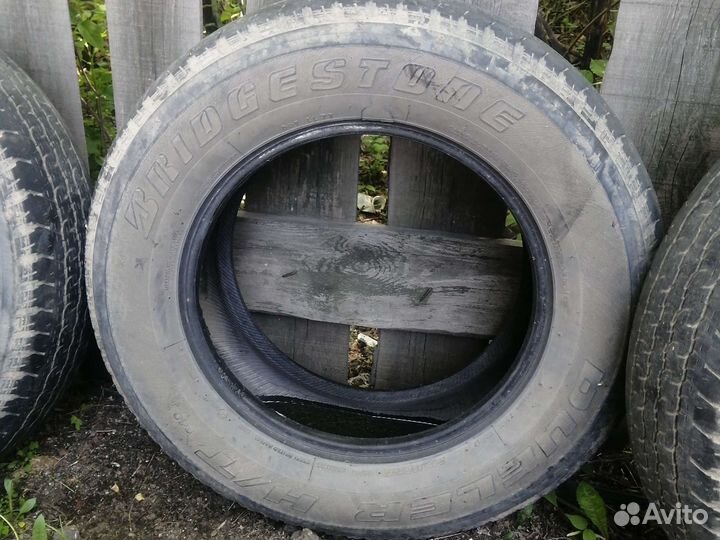 Bridgestone Dueler H/T D840 265/65 R17