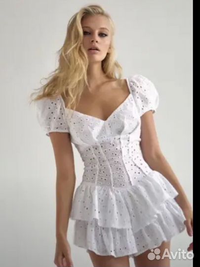 Платье белое с шортами летнее