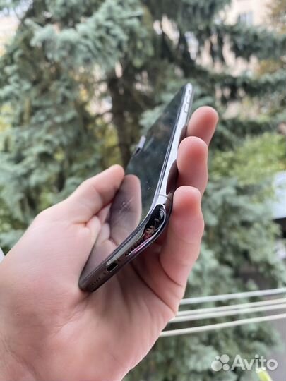 iPhone X, 64 ГБ