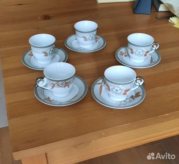 Кофейные чашки для эспрессо с блюдцами