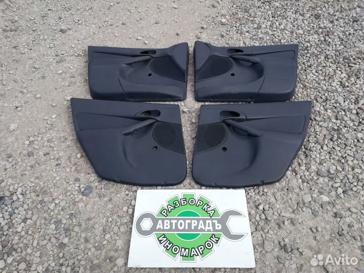 Комплект обшивок дверей Ford Focus 1 USA 2001г