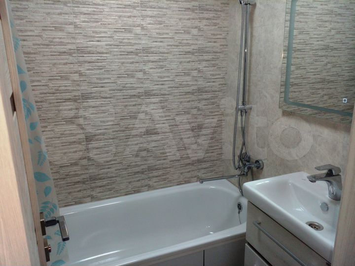 4-к. квартира, 77 м², 3/5 эт.