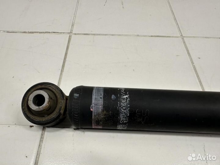 Амортизатор задний Nissan Leaf I (2010—2017)