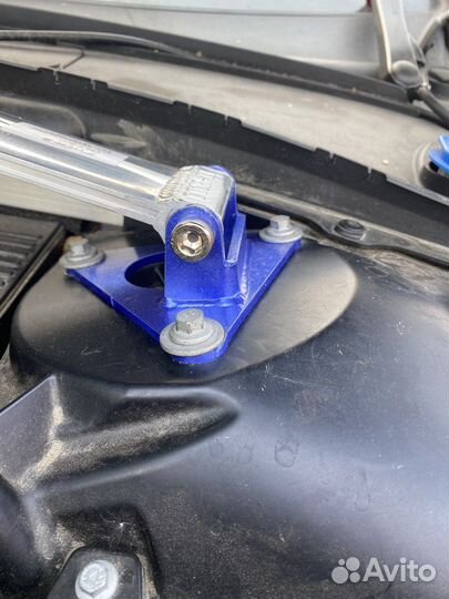 Распорка для вольво V90 SPA 2016-23 г