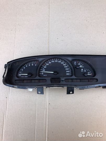 Панель приборов Опель Вектра Б