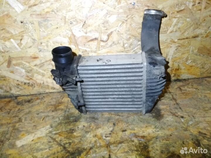 Интеркулер радиатор Audi A6 C6 2.0T Ауди А6 С6