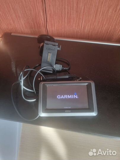 Навигатор Garmin zumo 660