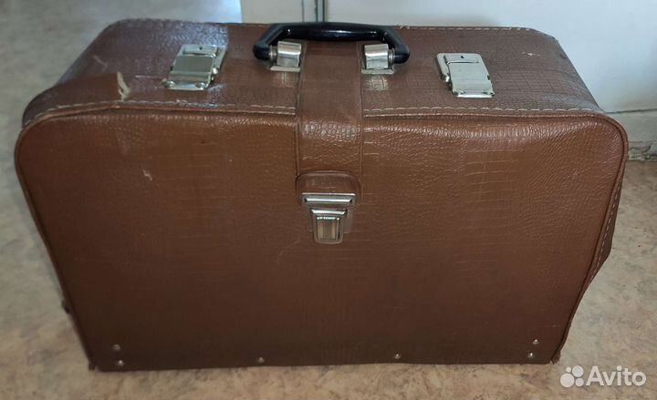 Швейная машинка подольск ласточка