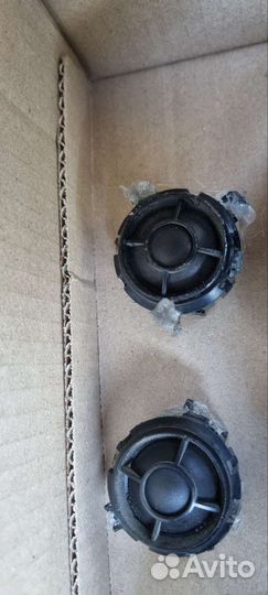 Динамики Volkswagen Jetta 6