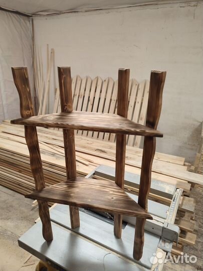 Полка угловая