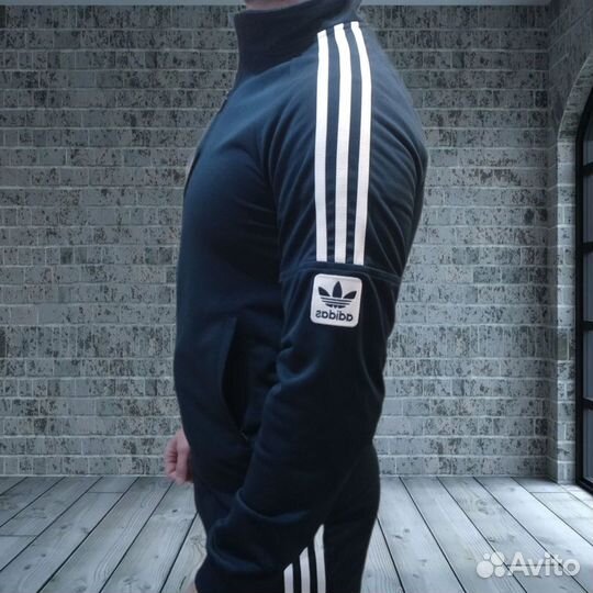 Спортивный костюм мужской adidas sport