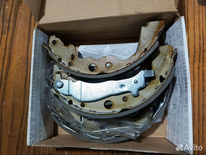 Тормозные колодки renault задние