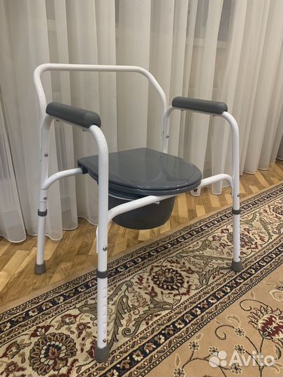 Стул туалетный (санитарный) для инвалидов