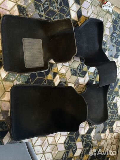 Автомобильные коврики ворсовые