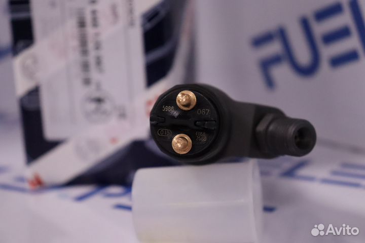 Форсунка топливная 0445120067